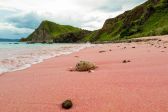 Pink Beach auf Padar
